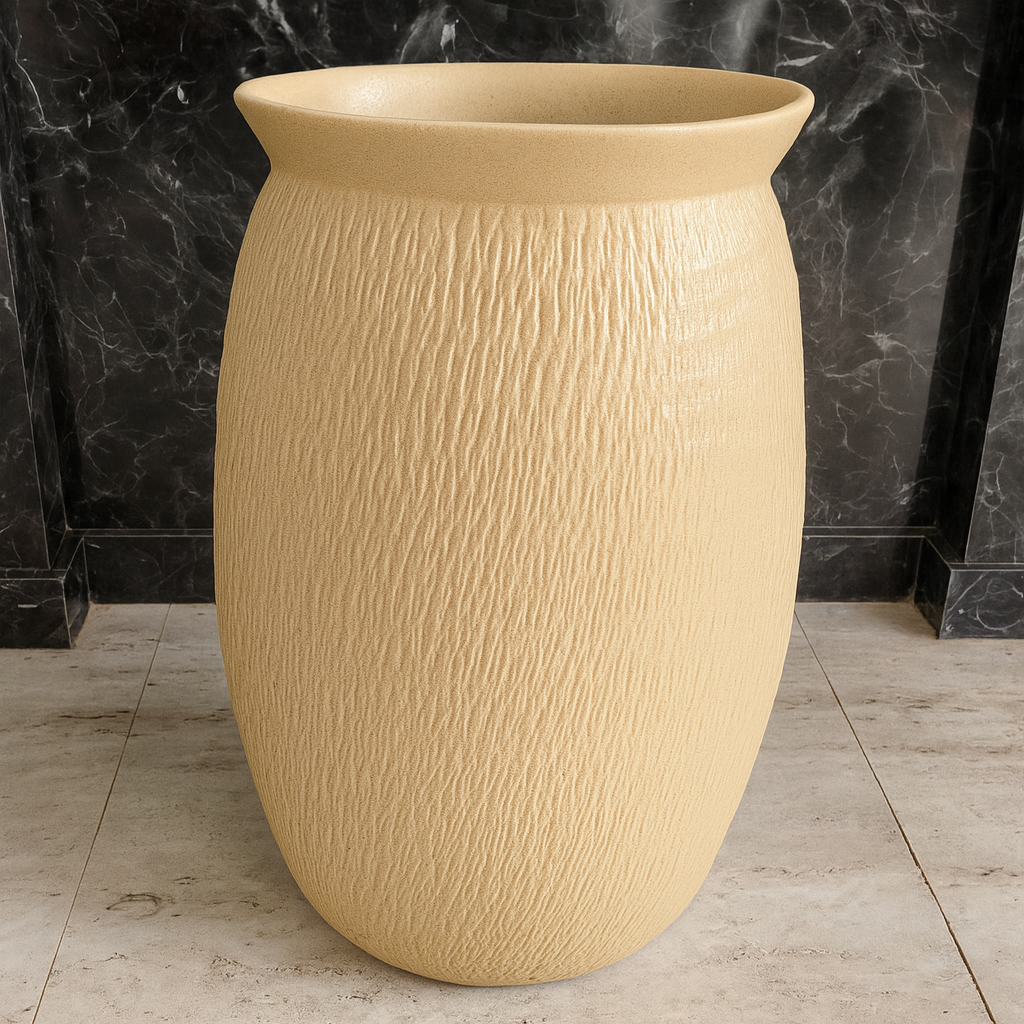 Rib High Planter