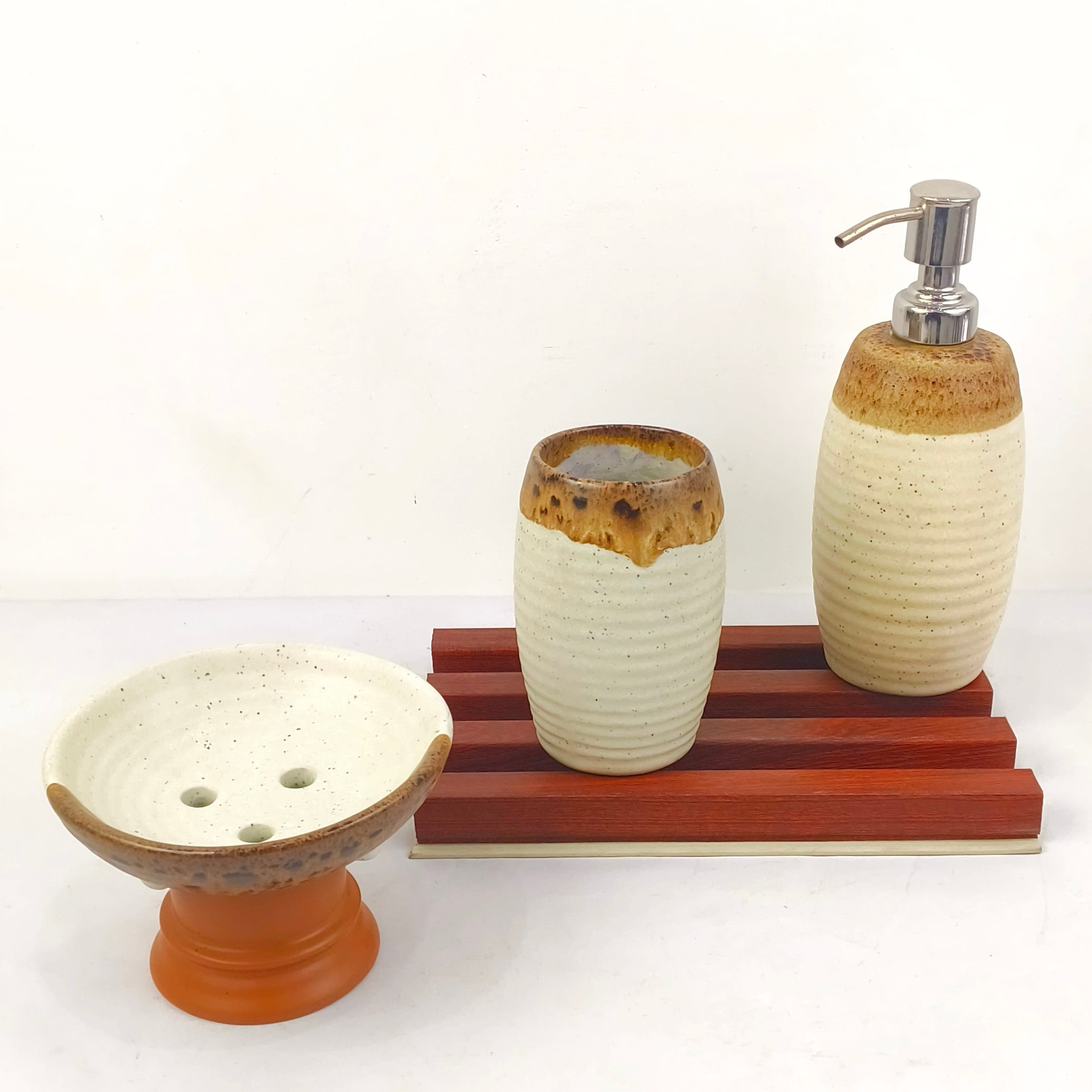 Local Ceramic Bathroom Accessories
